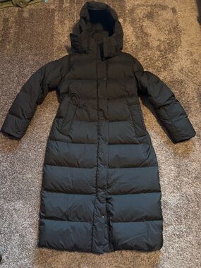 lululemon athletica Black Long Puffer Coat with Hood
